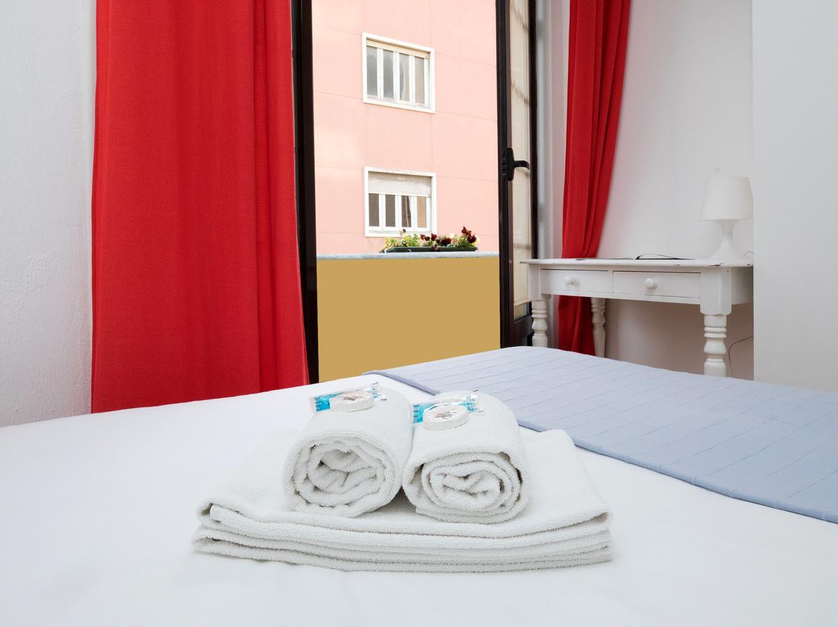 Peters Guesthouse Авейру Экстерьер фото